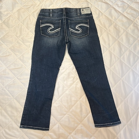 Silver Jeans Capri - Picture 2 of 3